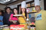 Malaika Arora Khan at the launch of Palate Culinary Studio in Santacruz, Mumbai on 6th Feb 2013 (30).JPG